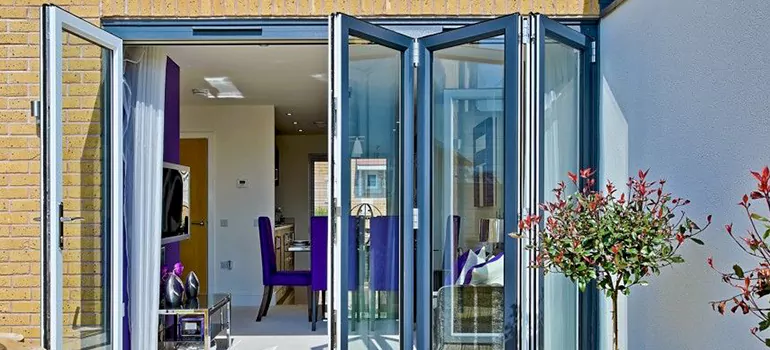 Bifold Door Repairs Near Me in Country Walk, FL